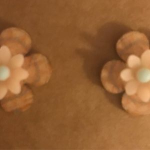 Cute flower stud earrings handmade